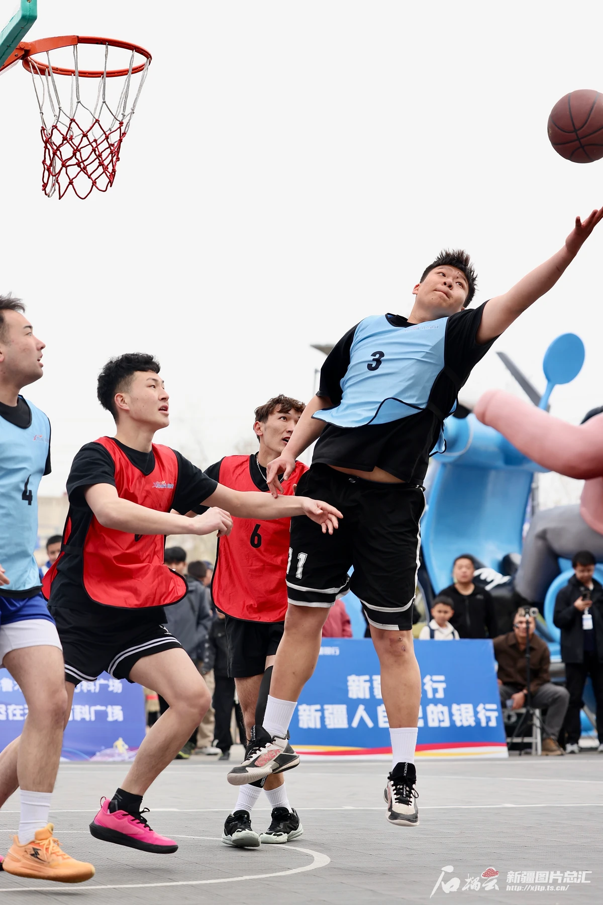 如何通过模拟比赛环境提升投篮表现_1